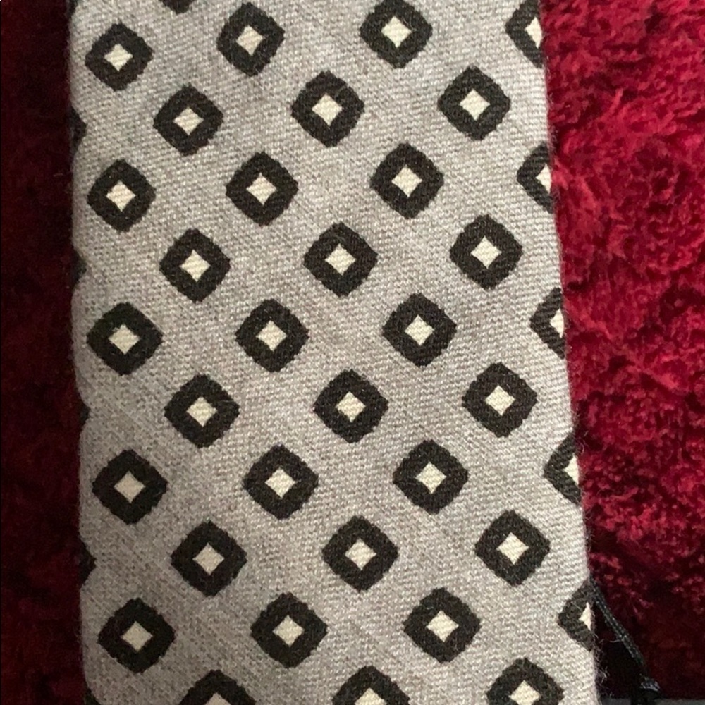 Hugo Boss Tie - Picture 2 of 3